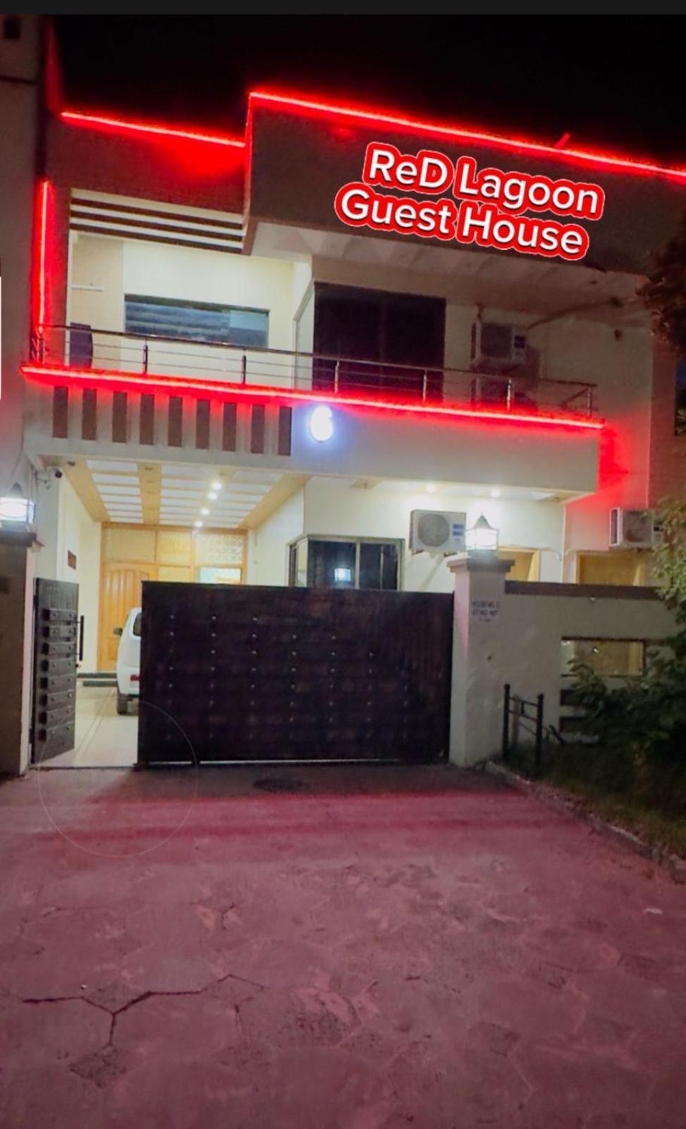 Red Lagoon Islamabad Luaran gambar